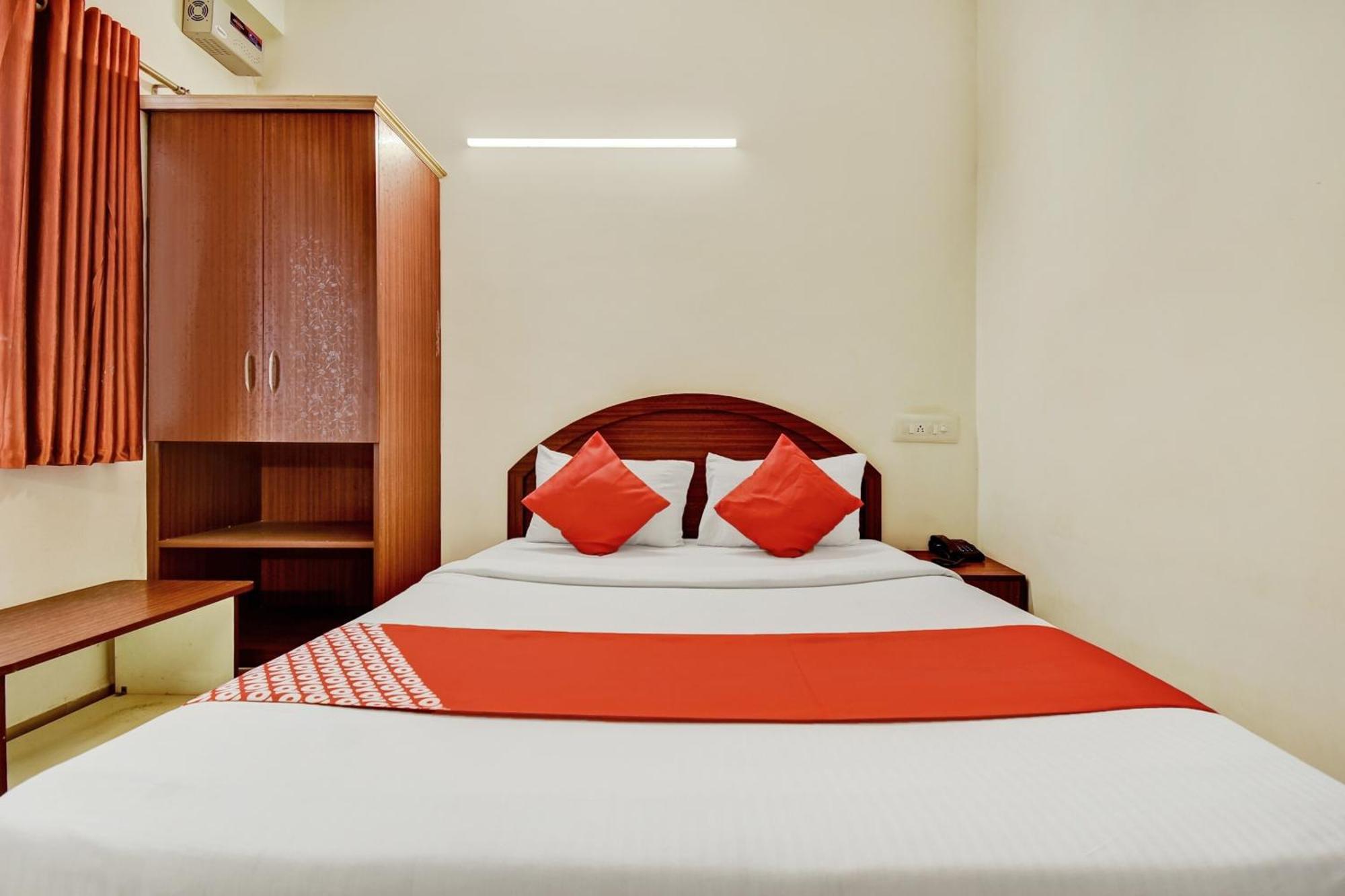 Hotel O K N Residency Yelahanka Екстериор снимка